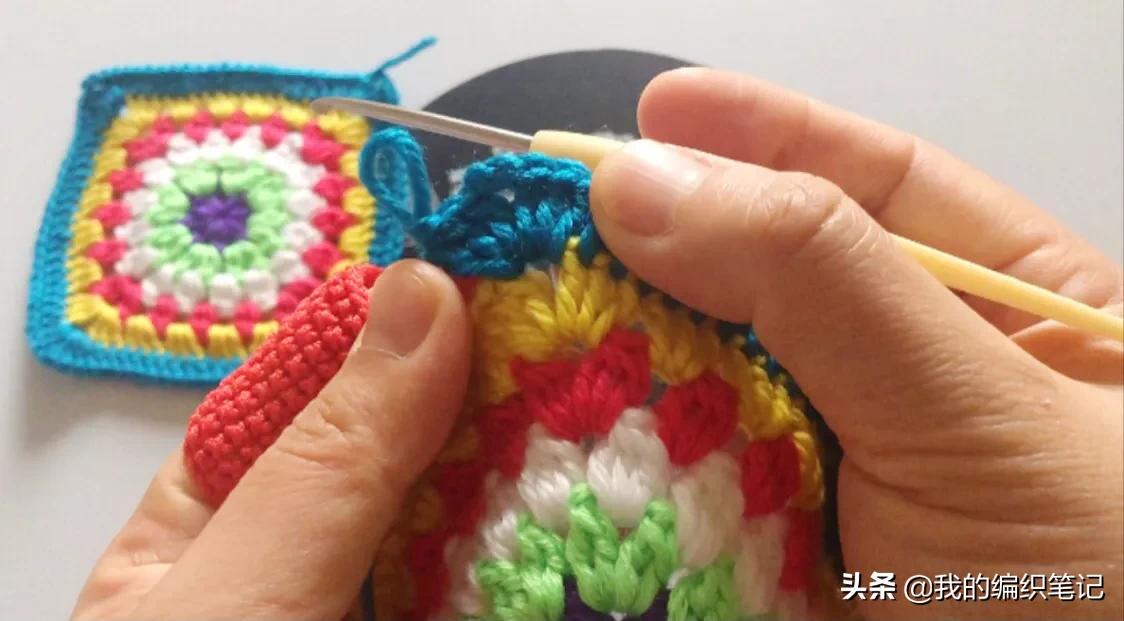 毛线钩针编织祖母方格拼接挎包，手工包包DIY制作教程