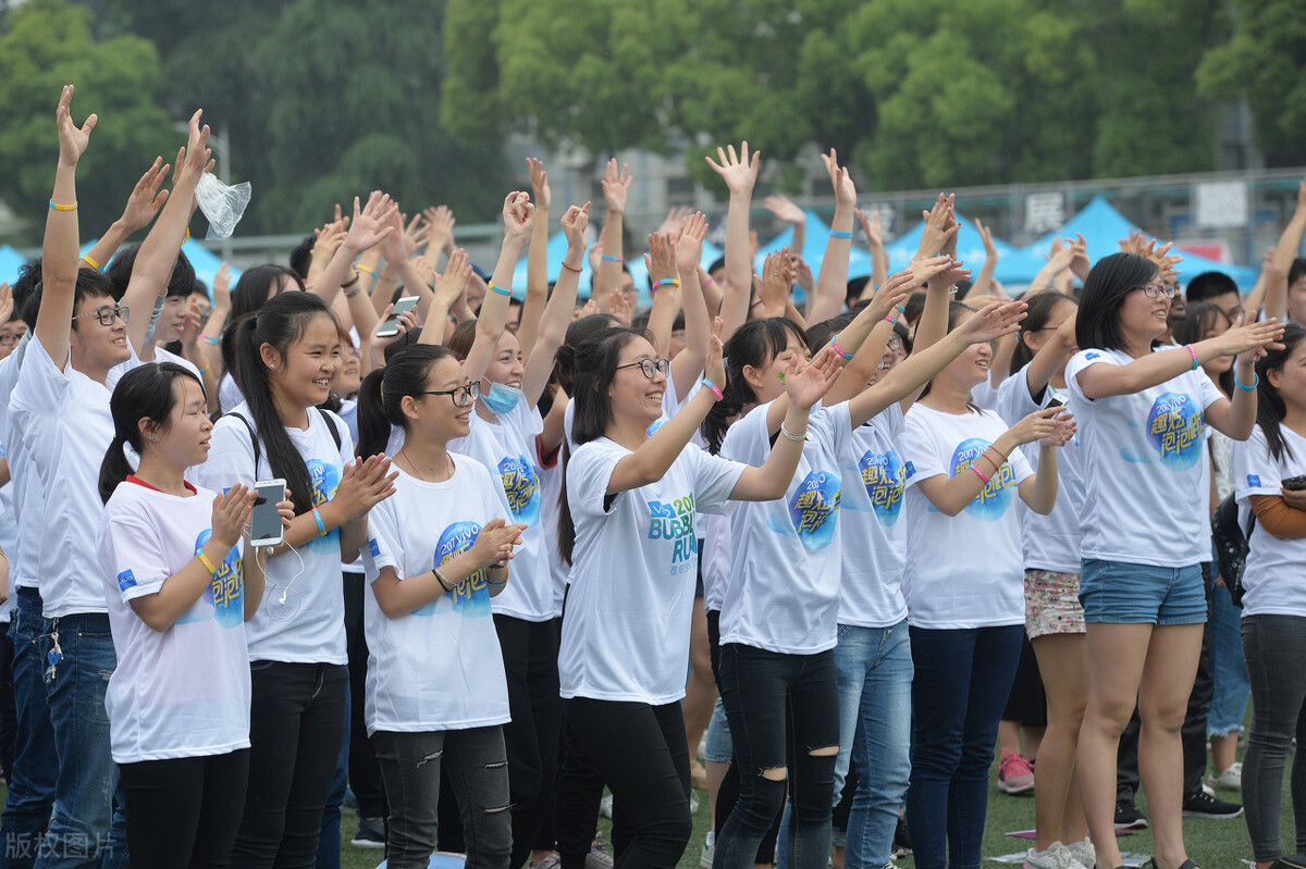 这5所高校虽然不是985，但优势专业能排全国第一，收分也不太高