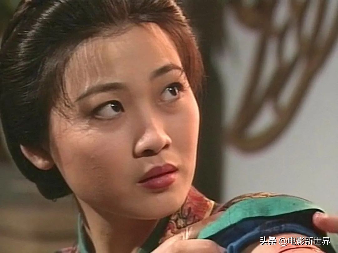 逃学英雄传国语电影(《逃学威龙2》的最美女交警，就是94《射雕英雄传》的瑛姑)