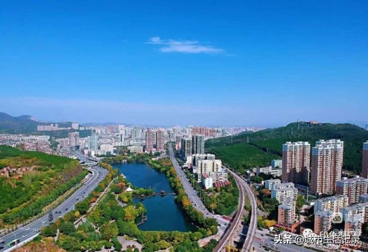 2022年江夏区纸坊街中小学幼儿园骨干教师培训纪实