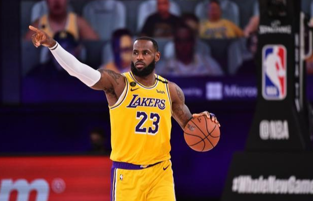 现今nba最强阵容（如果让你选择，哪5人会是 NBA新世纪后的最强阵容？）