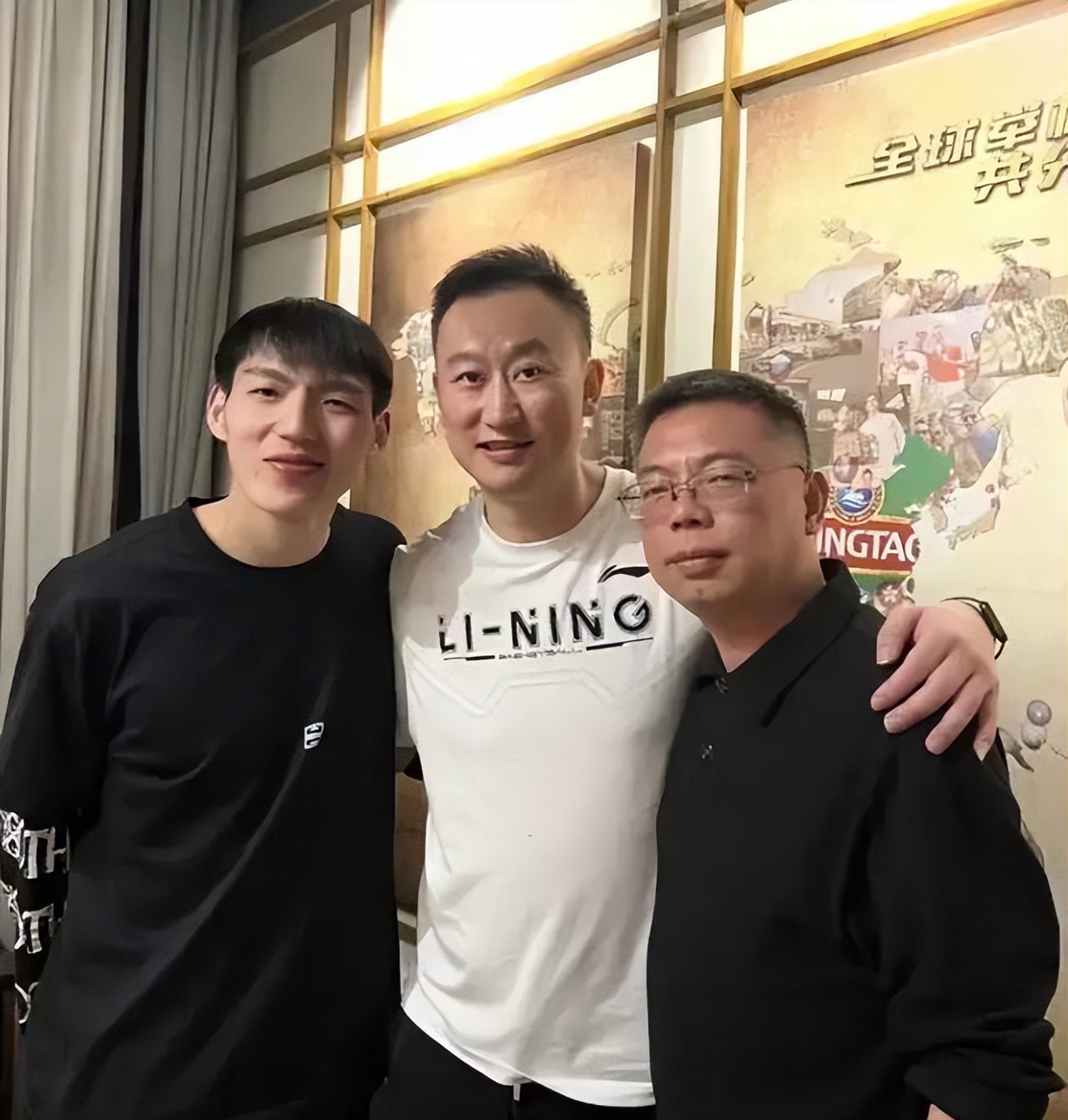 阿聯(lián)趙睿杜鋒最新消息（杜鋒偷師西熱力江，胡金秋不要被點(diǎn)名，青島如何避免被浙江橫掃？）