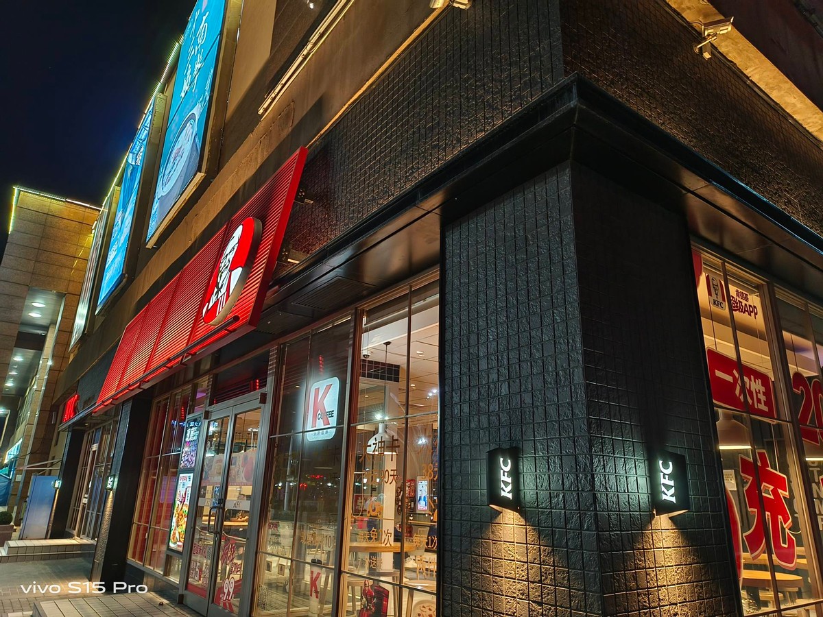 vivo S15 Pro体验：性能迎来亮眼提升，名副其实的“全能甜品”