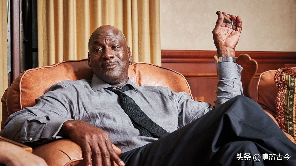 喬丹為什么被公認nba最強（為什么喬丹是公認的第一人？張衛平深入解讀，榮譽并非最重要原因）