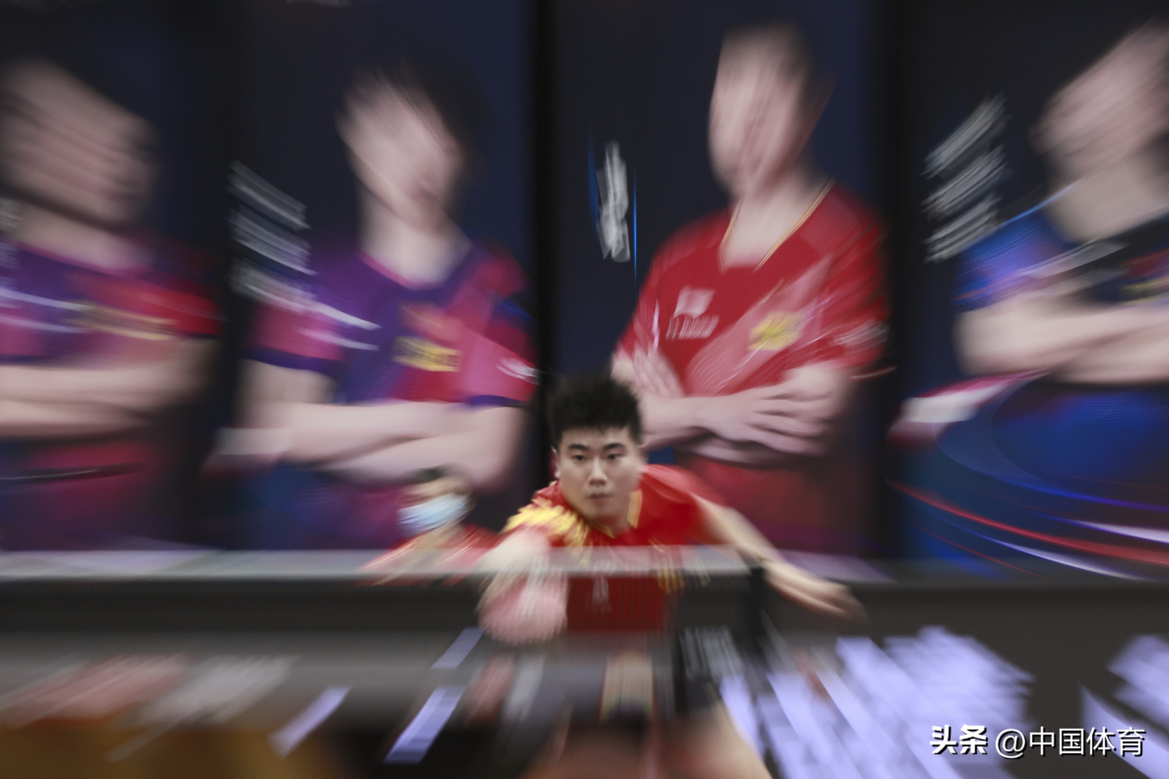 马龙男单vs梁靖昆（图集（马龙3比1战胜梁靖崑 晋级“直通赛”男单决赛）