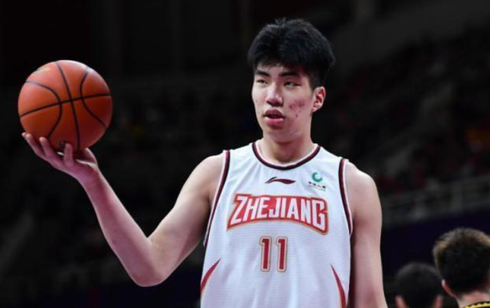 李弘权为什么没进nba(未来有机会进NBA！曾凡博大概率被选中，张镇麟拥有NBA级别的天赋)