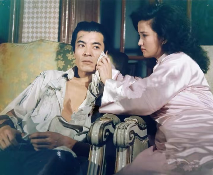 演员刘威：51岁老来得子，64岁还在拼命工作，儿子还小不敢老去