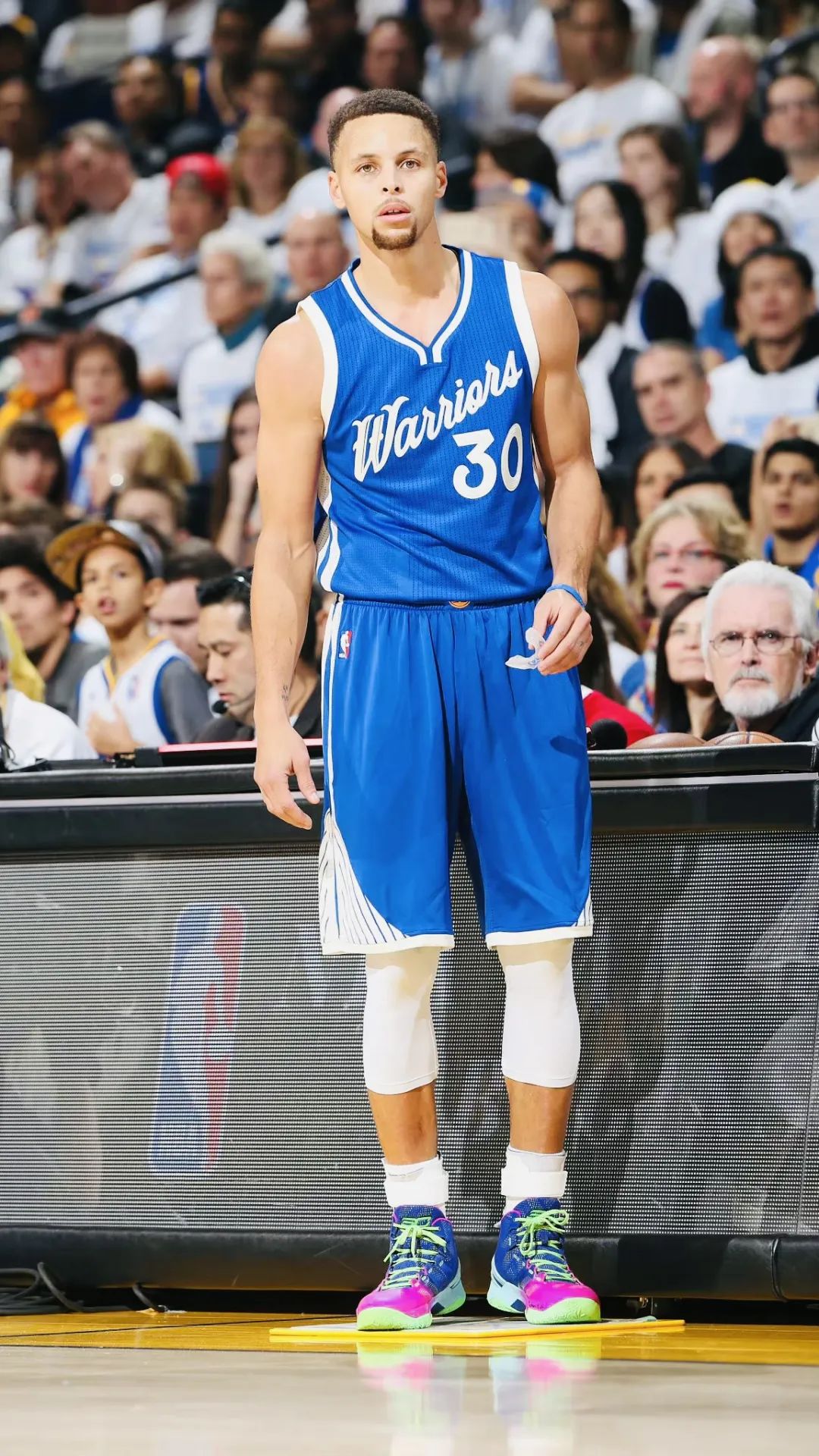 nba照片壁纸金州勇士(「球星壁纸第116期」金州勇士队)