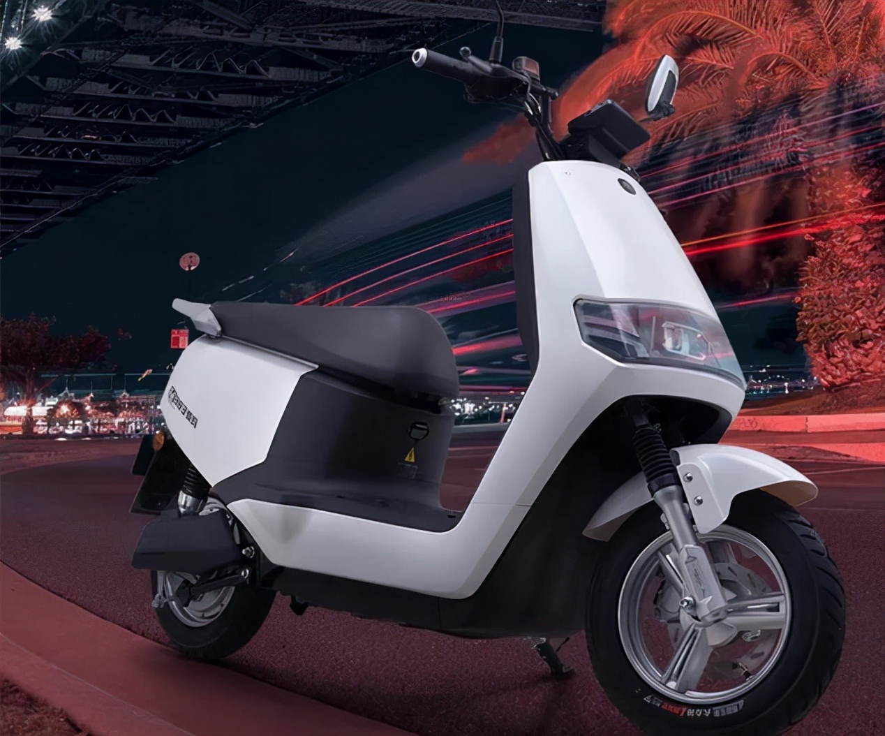 第五名:爱玛红牛n383 售价3099元