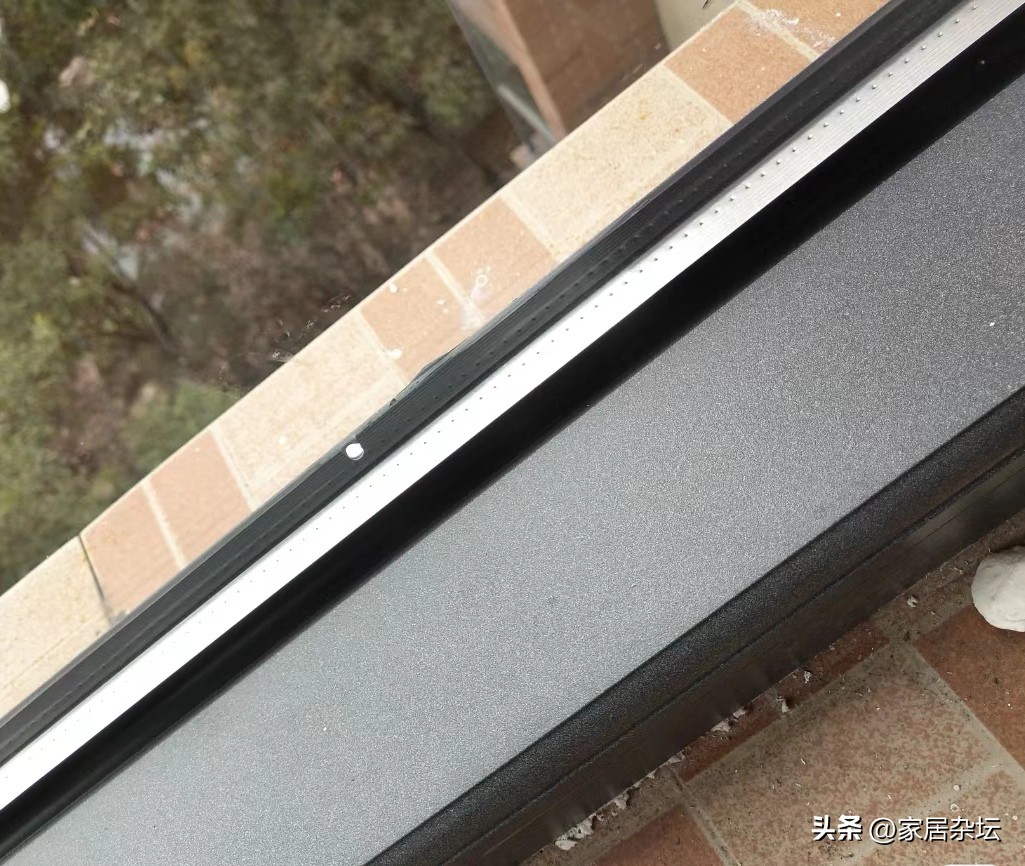 断桥铝窗价格(1500多元一平米的系统窗，值吗？好在哪里？有2种家庭建议选)