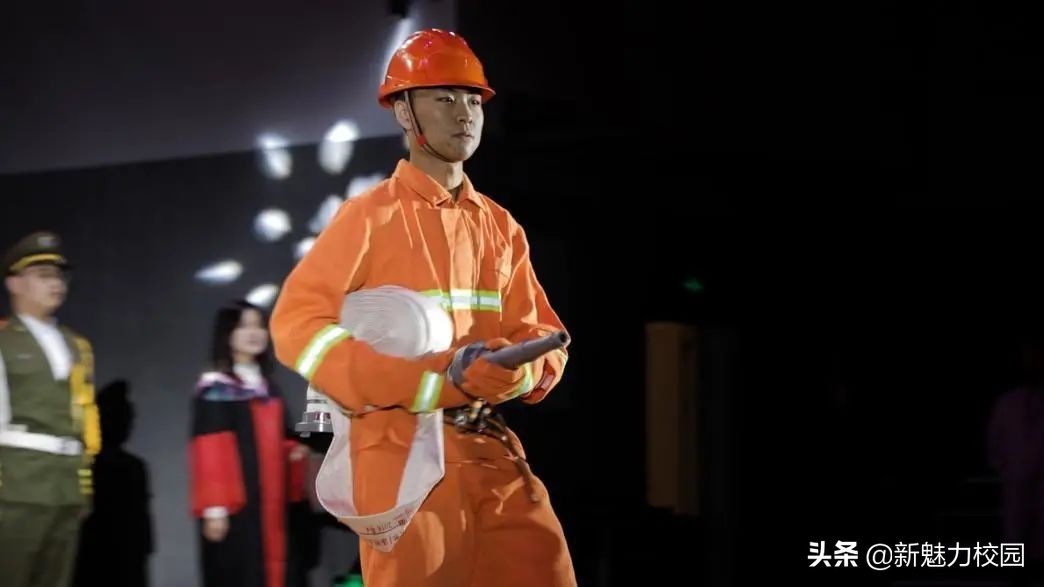 南京市外國語學校方山分校2022屆高三畢業(yè)典禮(圖8)