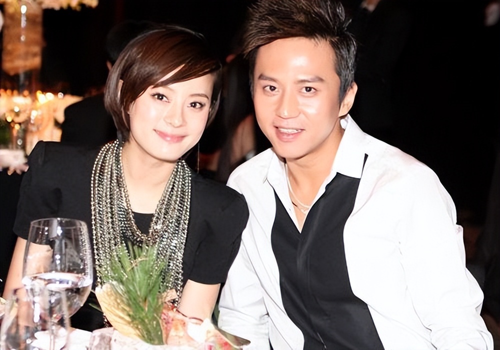 邓超:和郝蕾同居3年,与车晓传绯闻,为何却转身娶了孙俪