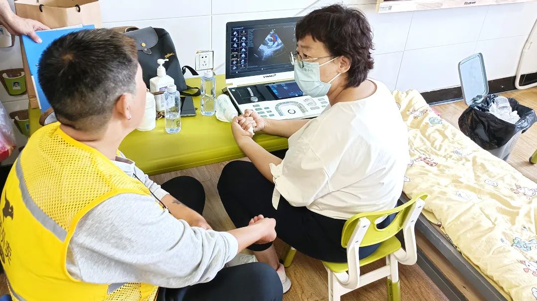 守護(hù)草原“心”希望 附院“超人”再出發(fā)