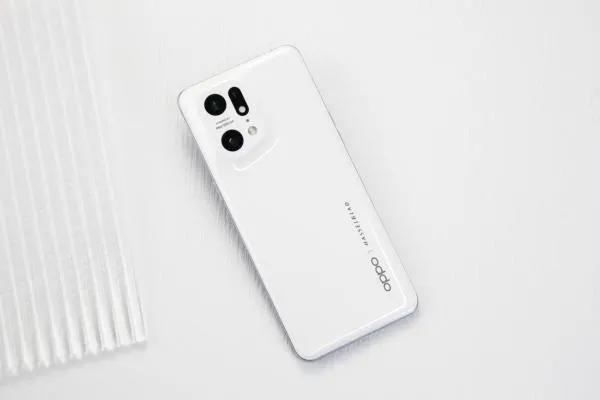 VIVO X80和OPPO Find X5选哪个？