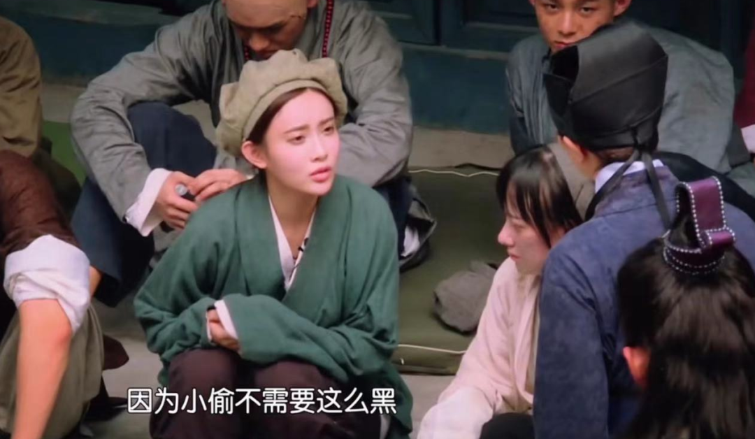 打戏无力、假吃、用十个替身，比起老戏骨，这些流量演员太拉跨了