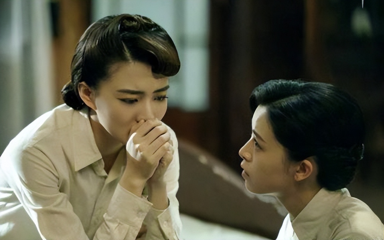 七姐妹演员表(演员徐露:巅峰时退隐,嫁大7岁导演,48岁和19岁女儿似