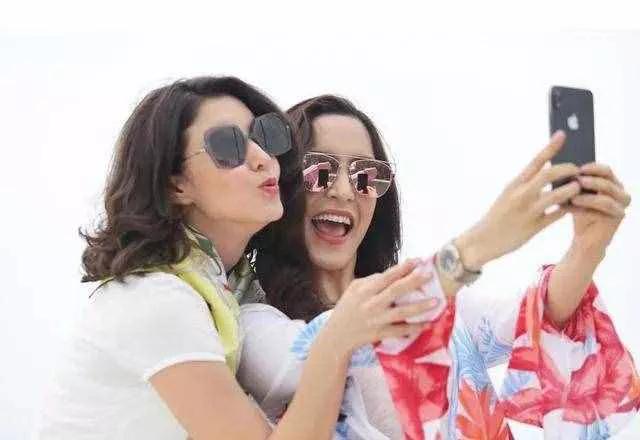 《旋转的爱》男女主角戏外的各自爱情堪称多彩