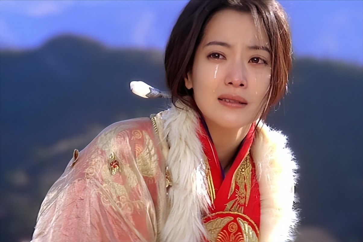 68岁成龙再拍《神话2》,女主角换30岁娜扎,这是要爷孙恋?