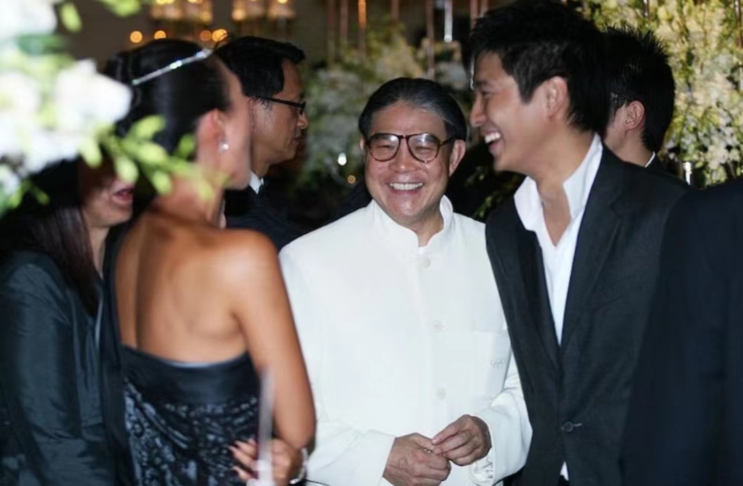 章子怡霍启山 章子怡沙门滩原图-千百号