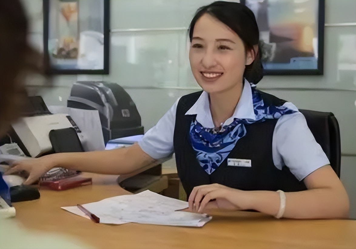 毕业多年后参加同学会，才知道在大城市工作和老家的差别，很现实