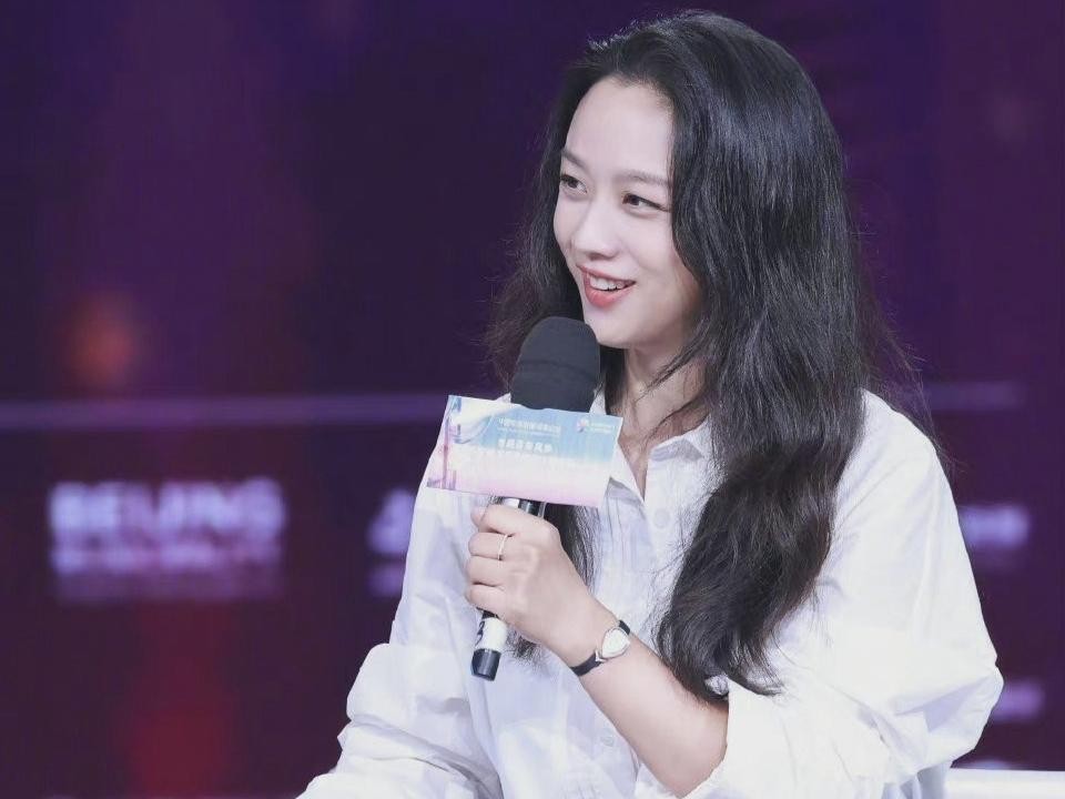 越老越有魅力的女明星，我只服这12位！连鱼尾纹都充满着女人味