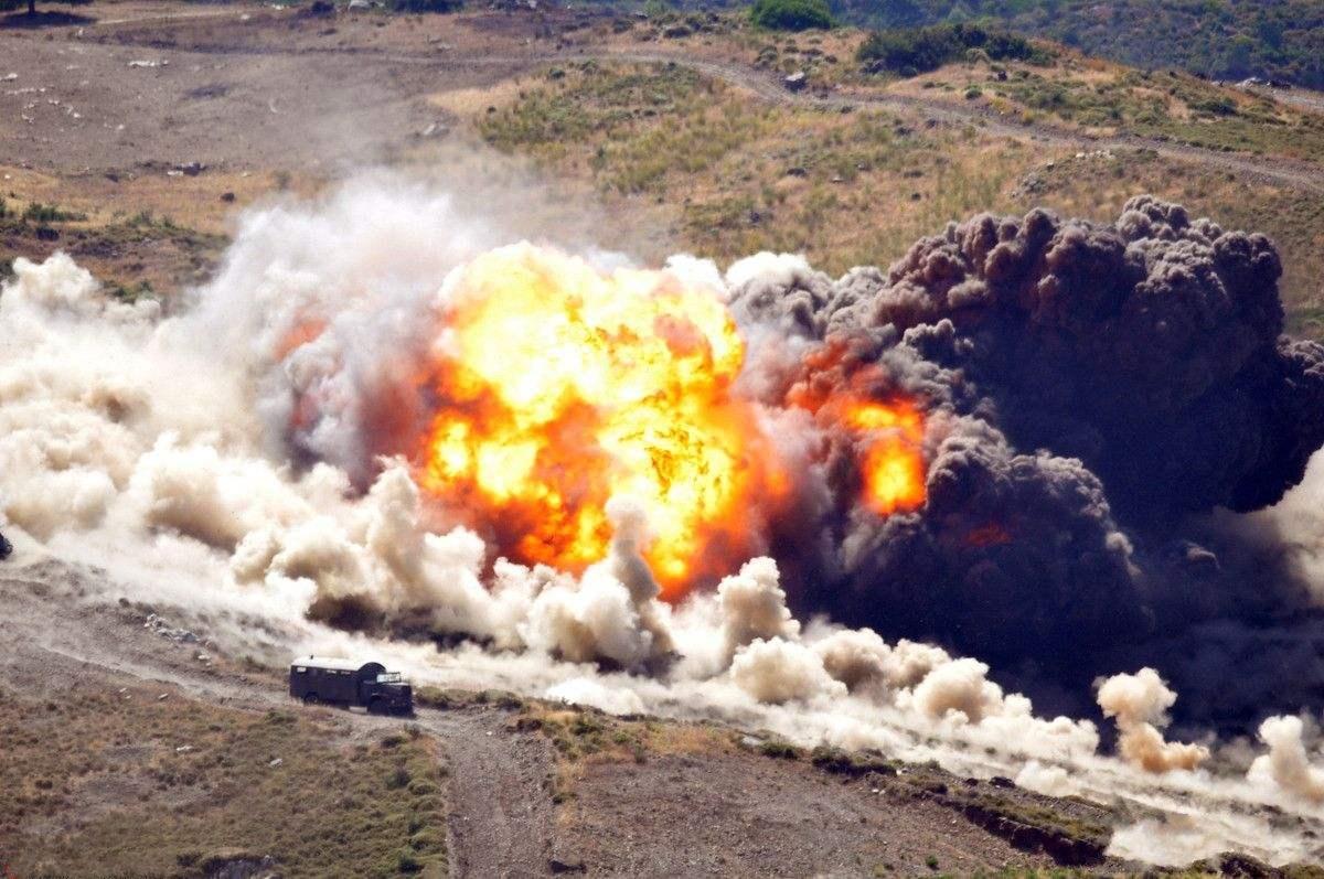 ��ս��12�죬�����������վ���ս�ֶ��䣬10���ʺ�