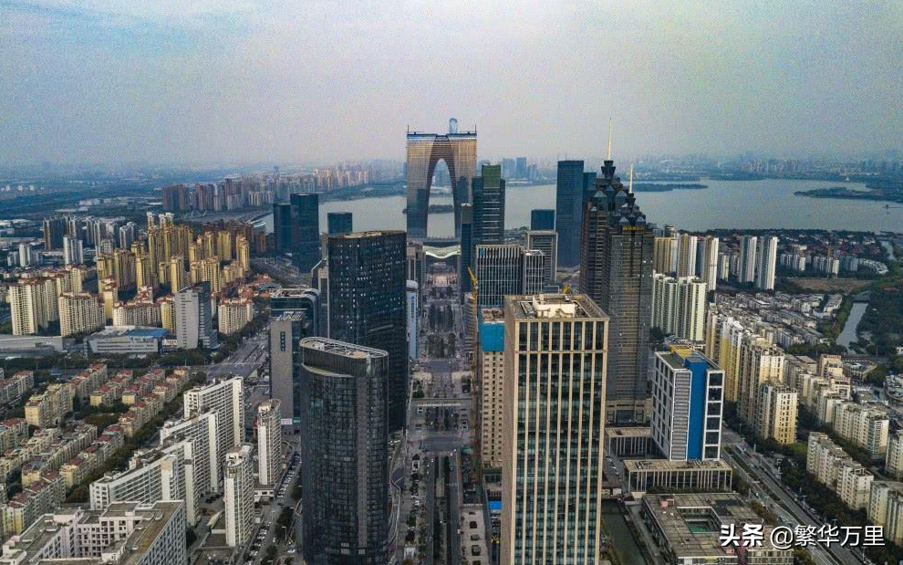 江苏省的区划变动，13个地级市之一，苏州市为何有9个区县？