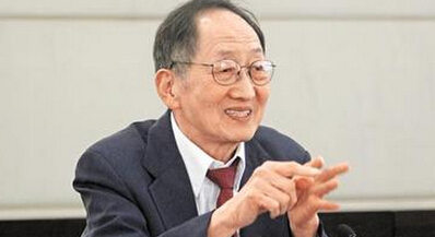 5,崔琦,1939年出生于河南平顶山市宝丰县,早年在香港完成中学学业