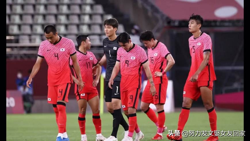 韓國對中國足球（從2-1到3-0！中國男足三殺韓國，新帥興奮：拒絕回傳，主打?qū)?zhàn)）