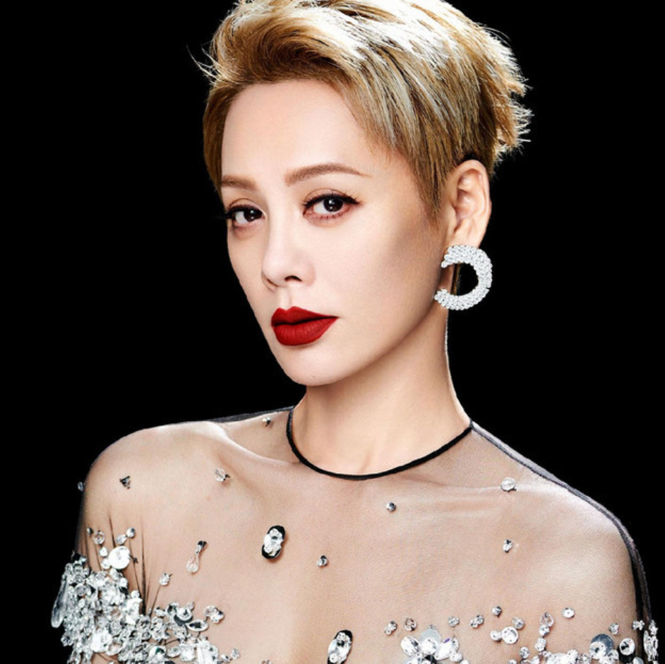 “男人会出格，多数是为了证明自己的存在价值”：影后宁静