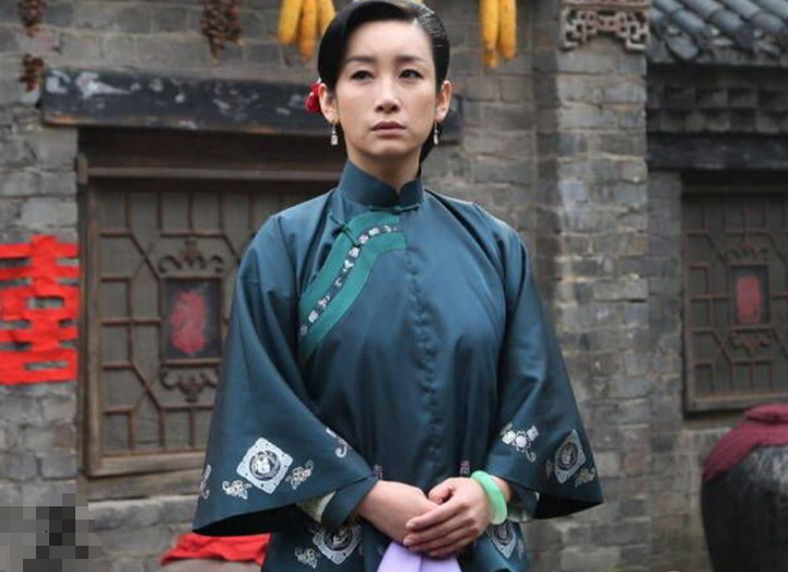 挺大肚撑起一个家的秦海璐，产后婆婆待她亲如女儿，今仍幸福甜蜜