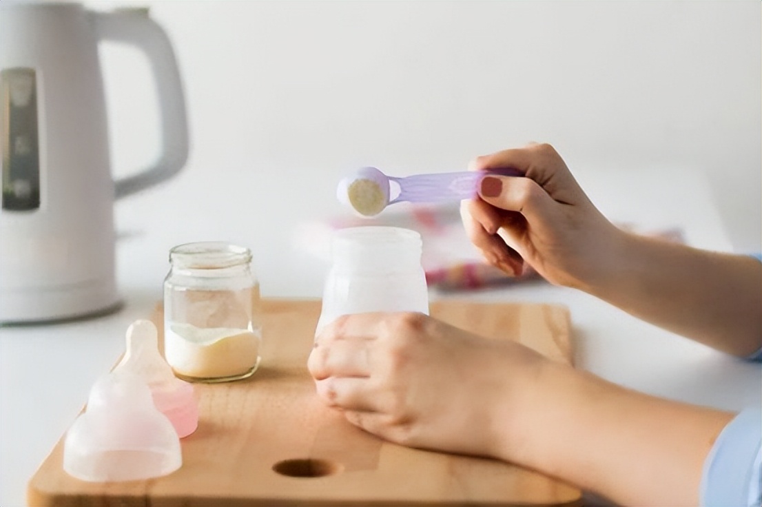 美国雅培爆出“食品安全门”，产品发现致病细菌，多名婴儿死亡