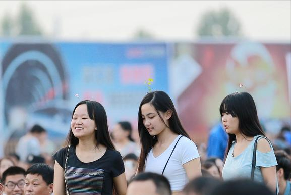 放假通知！福建省大中小学寒假时间确定，较往年“统一推迟”