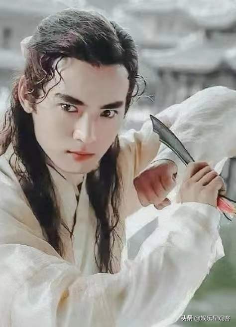 曾经风光无限，如今却尽显苍老的十位巨星，今昔对比差别可真大