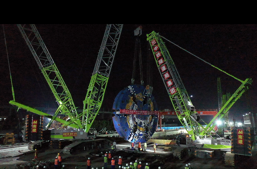 挑战海底115米！中联重科助力