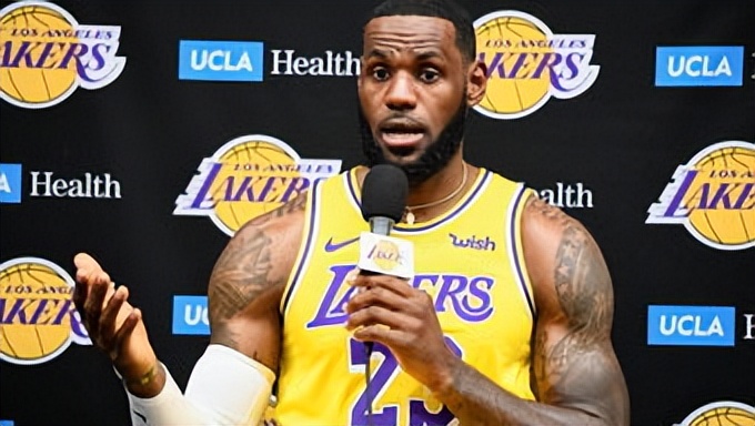 18年nba骑士为什么大洗牌（18年总决赛，骑士被横扫是詹姆斯的问题，还是队友的实力太差？）