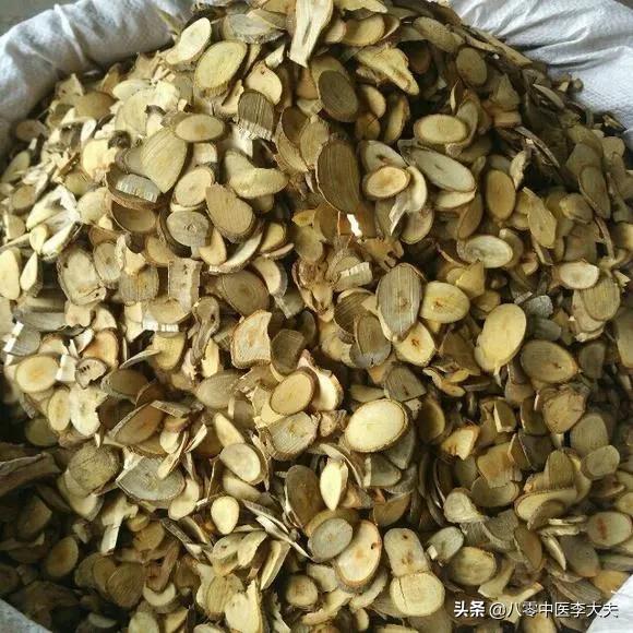 脖子僵硬，疼痛难忍，落枕，颈椎病？葛根汤，舒筋解肌，揉筋止痛