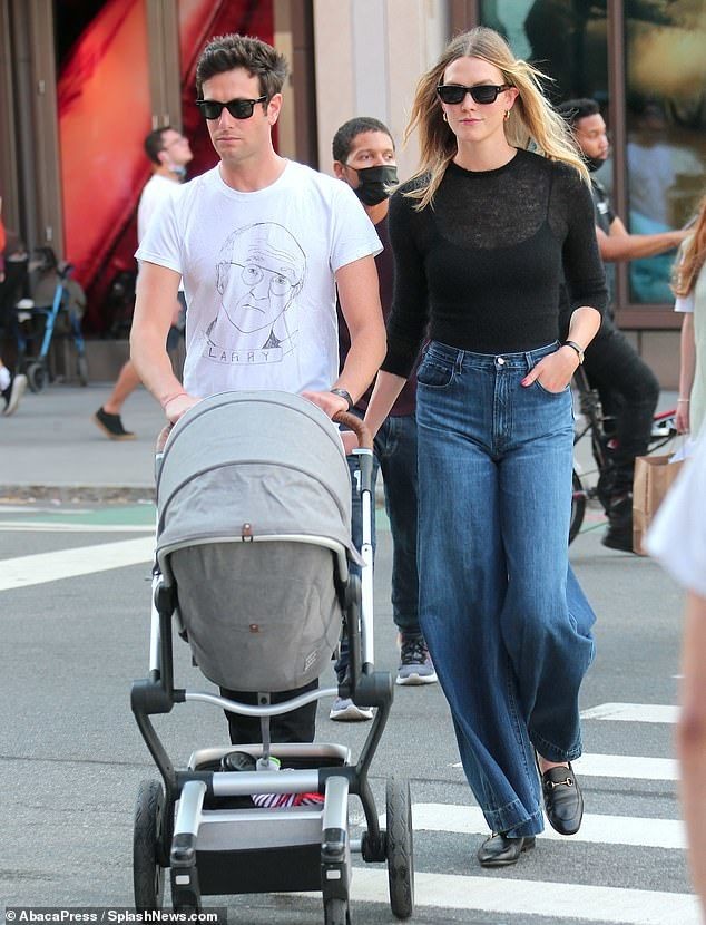 伊万卡的“苦命”妯娌：超模小KK年入千万，依然入不了婆家的法眼