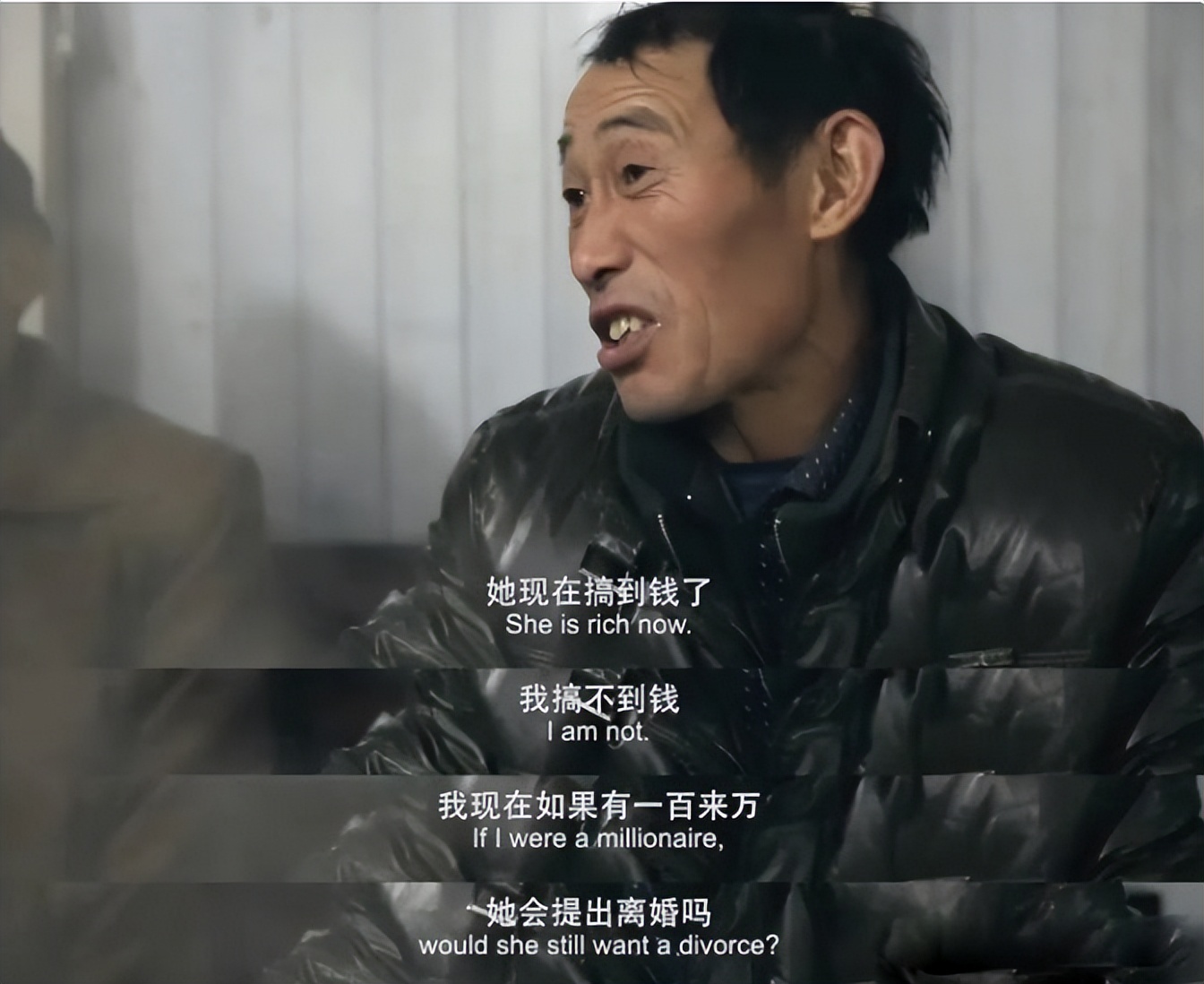 诗人余秀华：好不容易脱离苦海，转身又跳进火坑，图啥呢