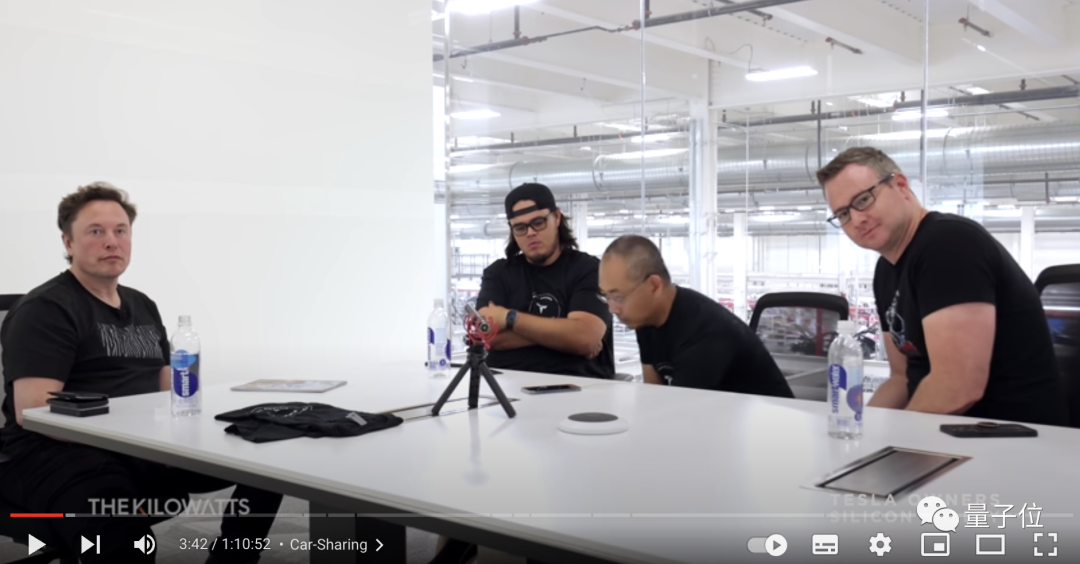 马斯克推特粉丝过亿了，但他在线失联已一周