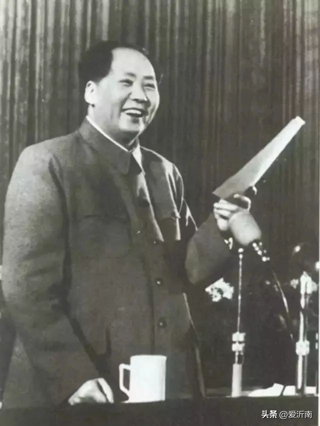 形容时间过的快的四字词语有，形容时间过的快的诗句怎么说