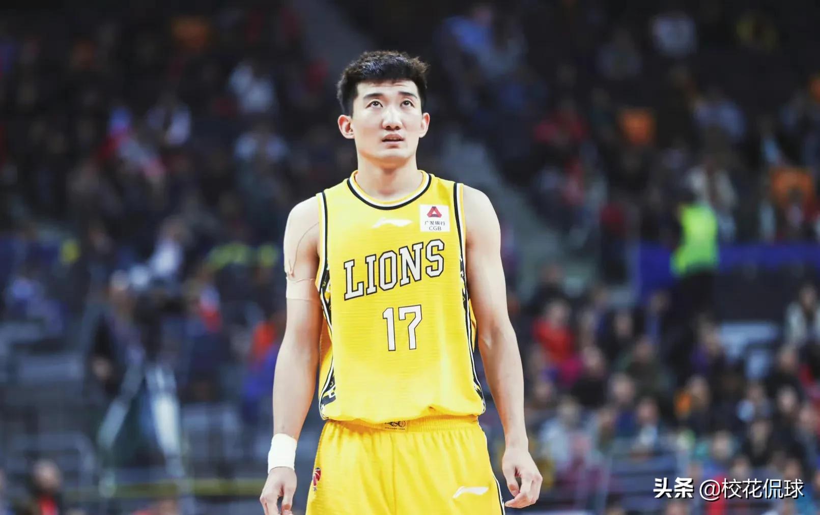 孙铭徽打了几赛季得多少分(男篮最强185扣将,为广厦效力7年,交往两任