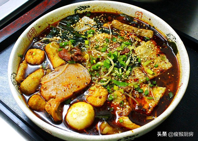 重庆最出名的8种小吃，特色山城美味，麻辣鲜香，看得人直流口水