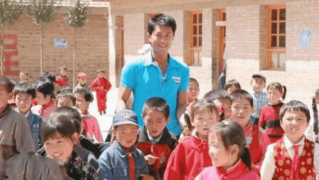 古天乐捐赠学校荒废：多少人向往农村，却不得不留在城市