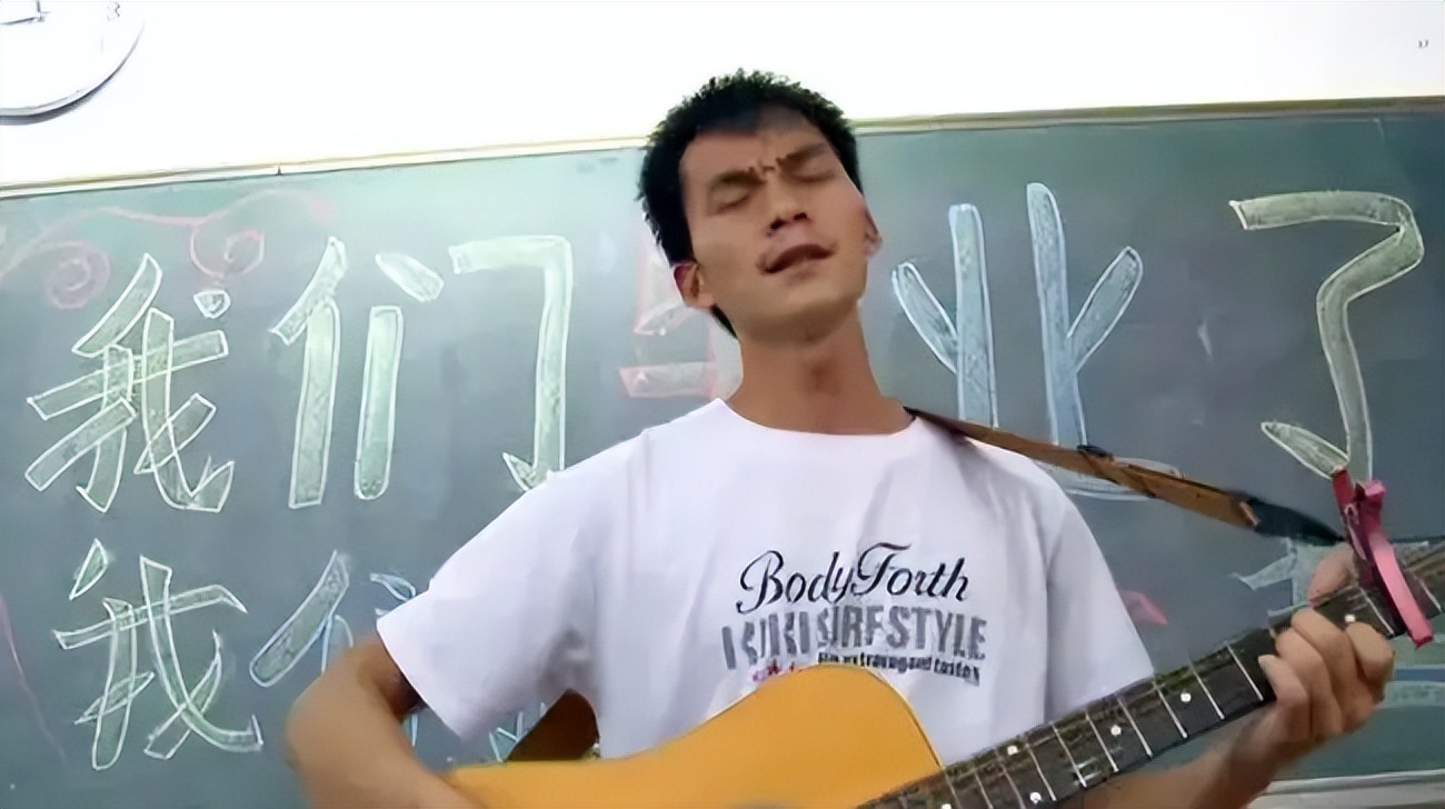 13次高考只为圆梦清华，33岁的高考“钉子户”唐尚珺：没有后悔路