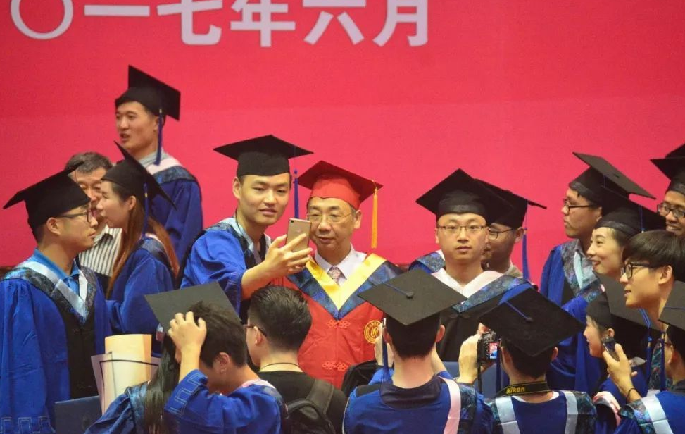 大学毕业后想“留校任教”，需要满足3个条件，你都具备吗？