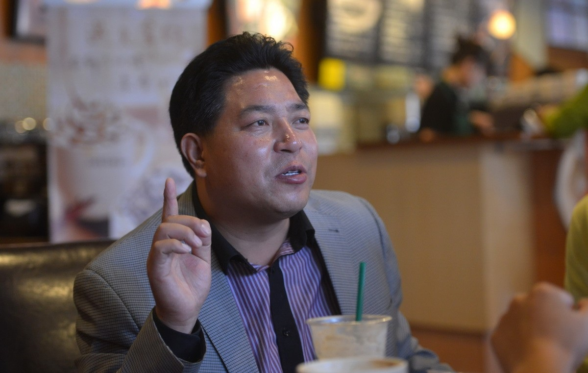 1993年,浙江大姐给落难少年10块钱,少年寻她20年,拿100万报恩