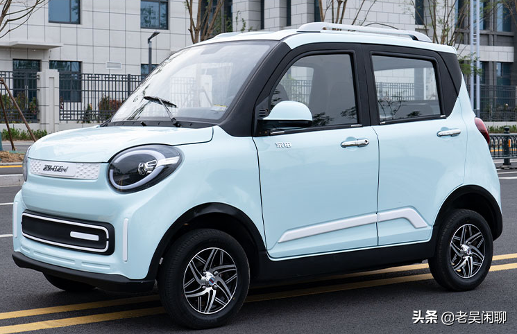 宗申新能源低速电动车，时尚漂亮，语音互联，油电两用，冷暖空调