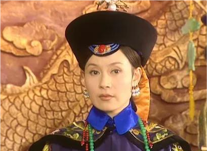 9位“妈妈专业户”：天生一张养尊处优脸，自带贵气，演不了穷人