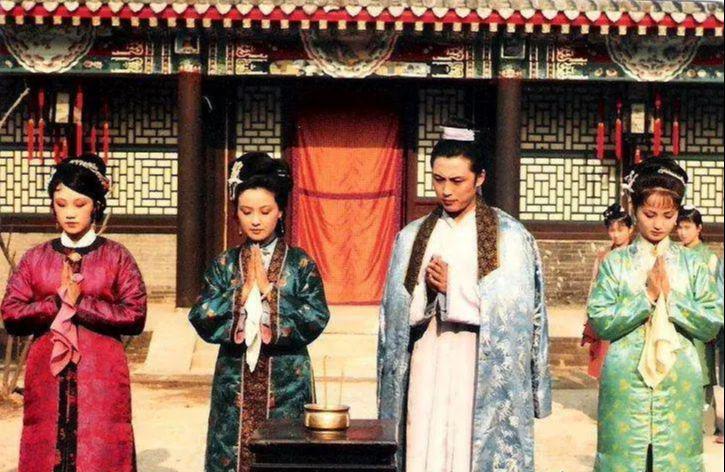 本来是87版《红楼梦》林黛玉的候选人，沈璐跳了一支舞就出局了